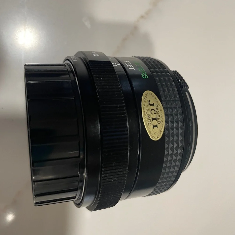Vivitar 28mm 1:2.8 Wide Angle MC 49mm Lens